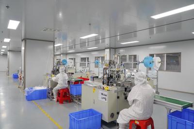 新華全媒+丨廣西北海有序恢復(fù)生產(chǎn)生活秩序見聞:防反彈、保供應(yīng)、促生產(chǎn)